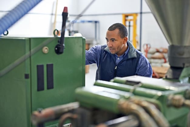 MRZ - Servicios - engineer factory machine with warehouse work manufacturing industry maintenance professional man tradesman system with equipment repair technology with contractor career job 590464 331633